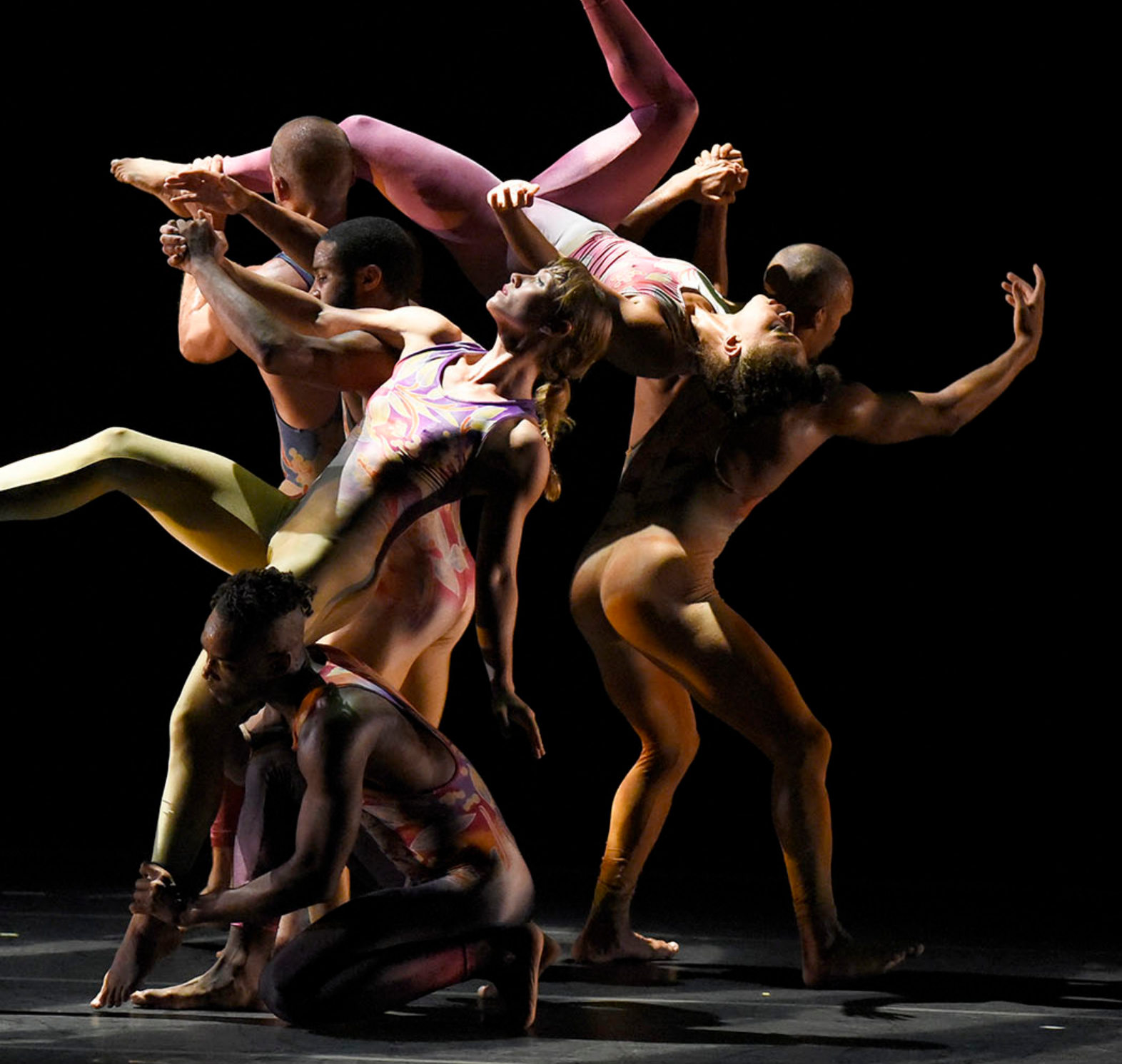 Festival de Danza Oviedo 2024: “Re: Creation” (Pilobolus Dancer Theater)
